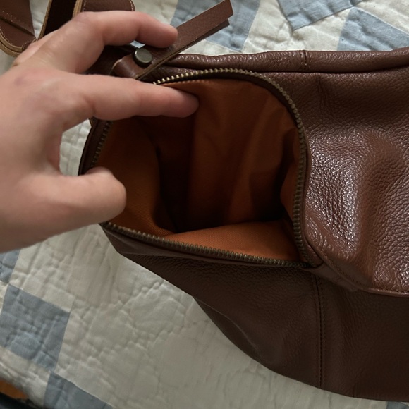 Laroll Oversized Leather Sling Bag - Picture 4 of 6